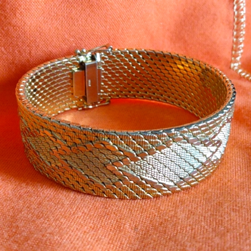 Women's Bracelet Gold 18k / 8"L Heavy Thick Well Made